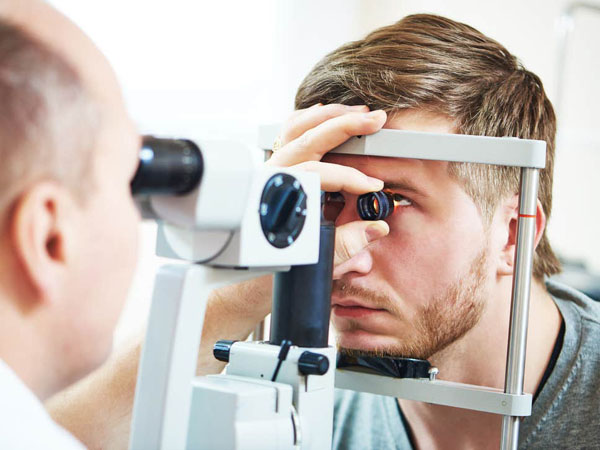 blind optician 0